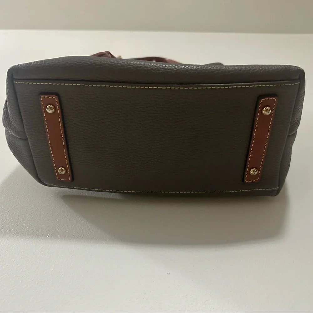 Dooney & Bourke Gray Pebble Grain Leather Paige Sac‎ Hobo Bag